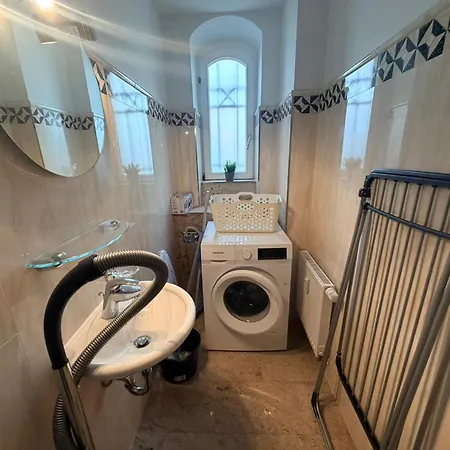 Historica 250qm Mit Garten, Dart, Tischkicker, Parkplatz, Free Wifi Appartement